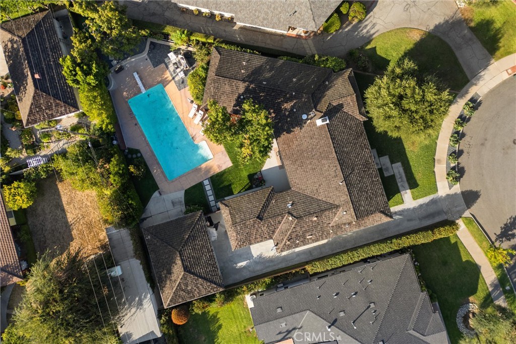 733 Hunter Drive
