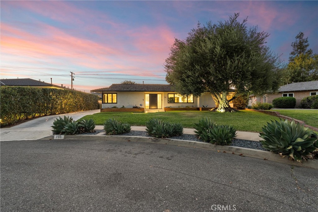 733 Hunter Drive