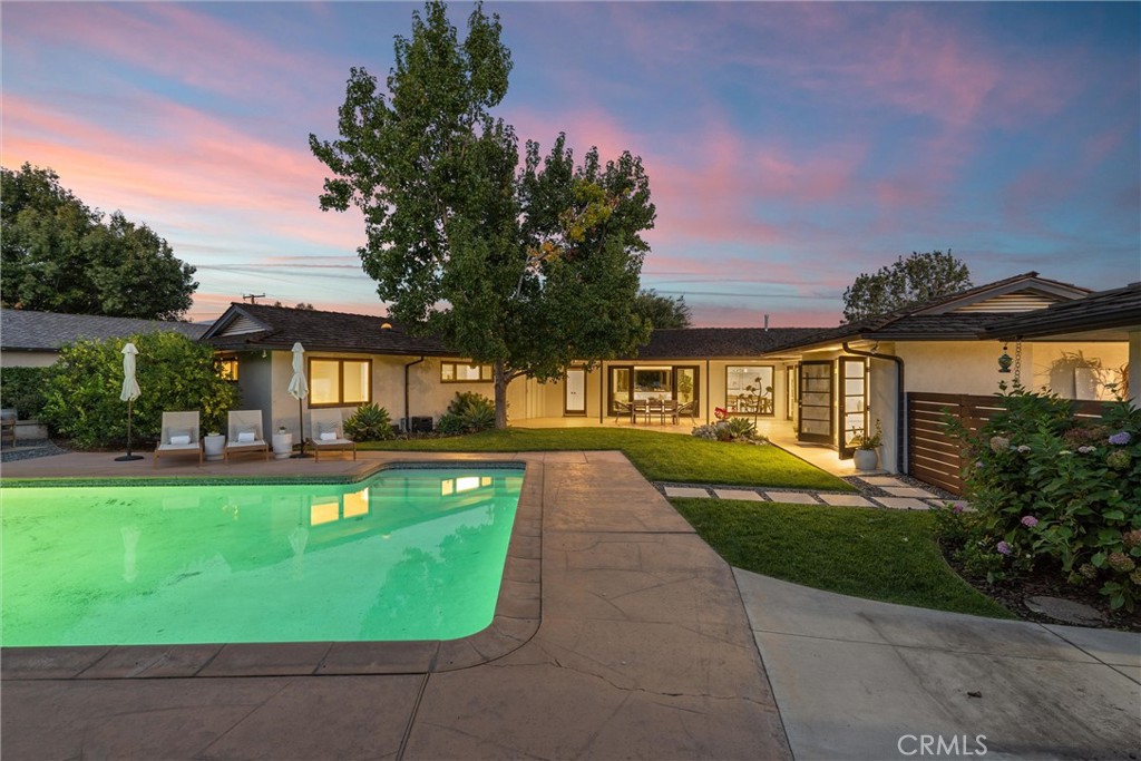 733 Hunter Drive