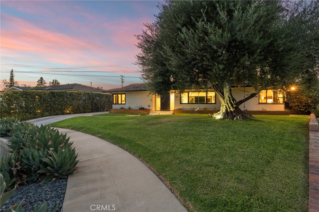 733 Hunter Drive