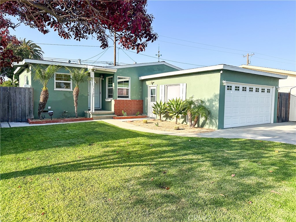 3703 W 225th