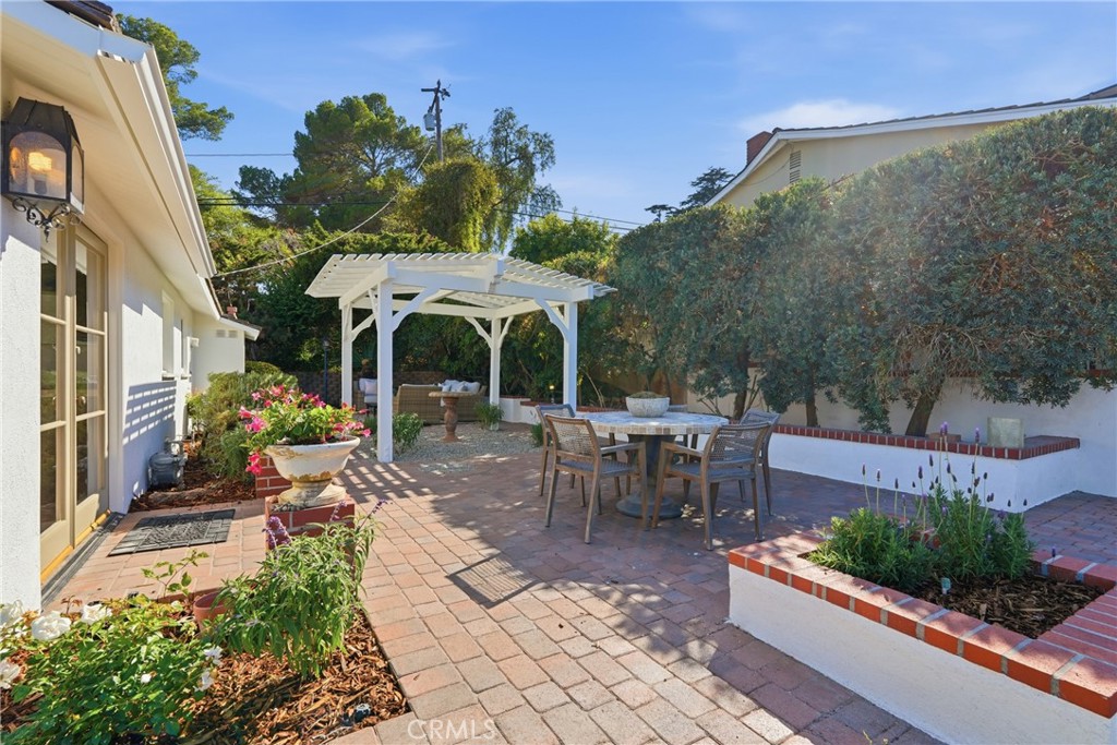 1 Stirrup Road