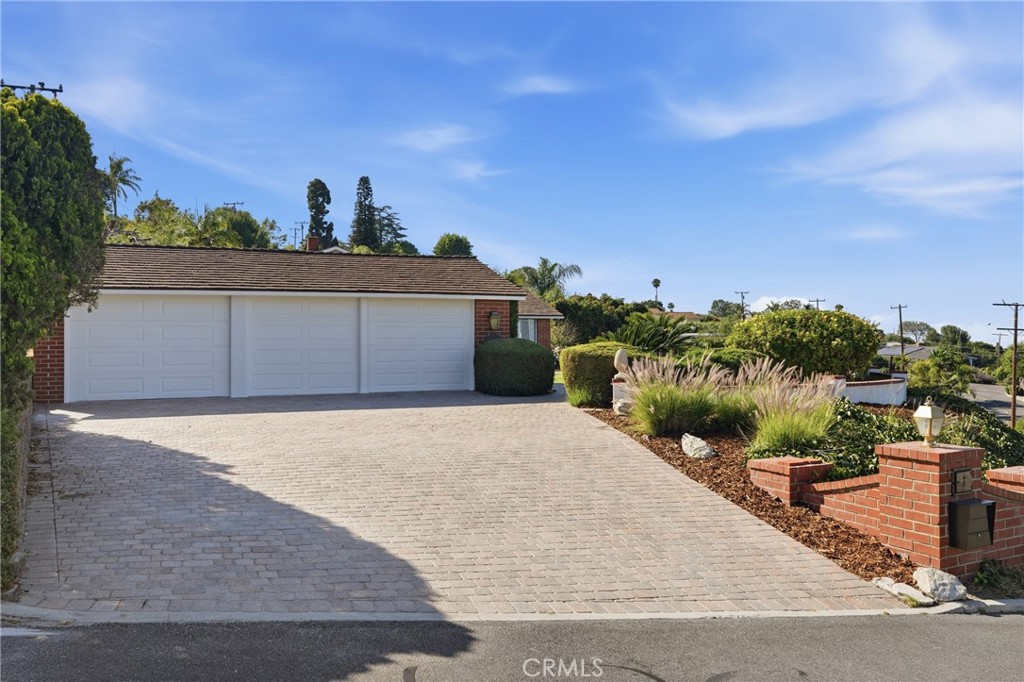 1 Stirrup Road