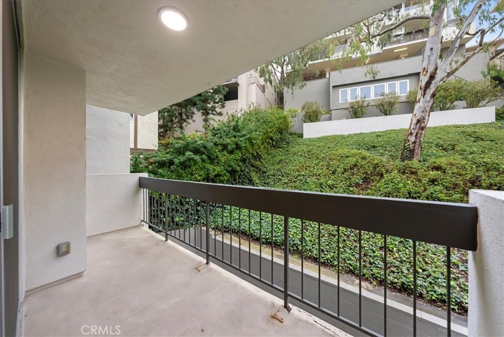 28121 Highridge Road 311