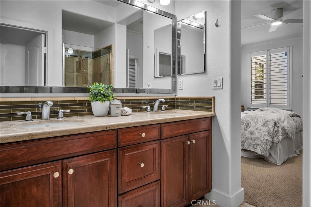 5507 W 149th Place 11