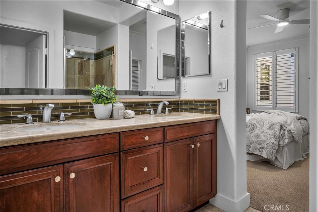 5507 W 149th Place 11