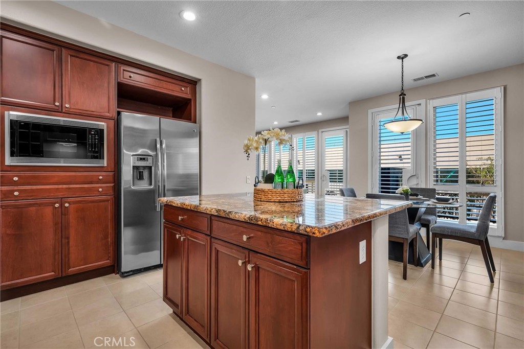 5507 W 149th Place 11