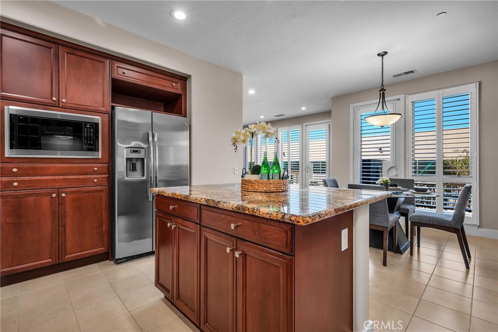 5507 W 149th Place 11