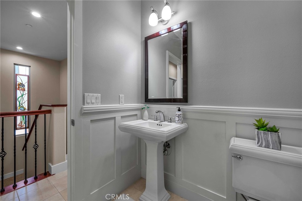 5507 W 149th Place 11