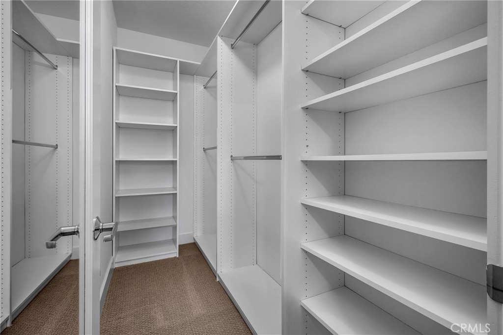 5507 W 149th Place 11