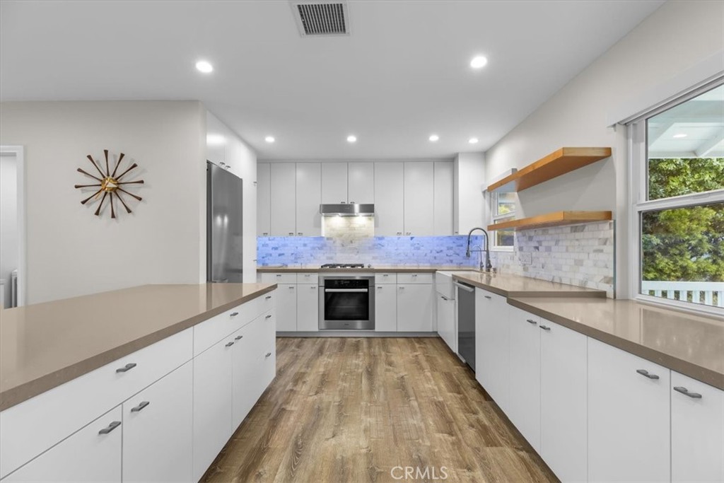 634 Camino De Encanto
