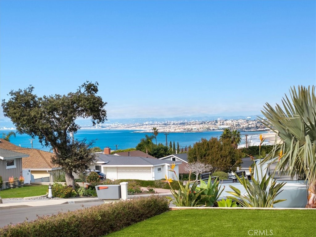 634 Camino De Encanto