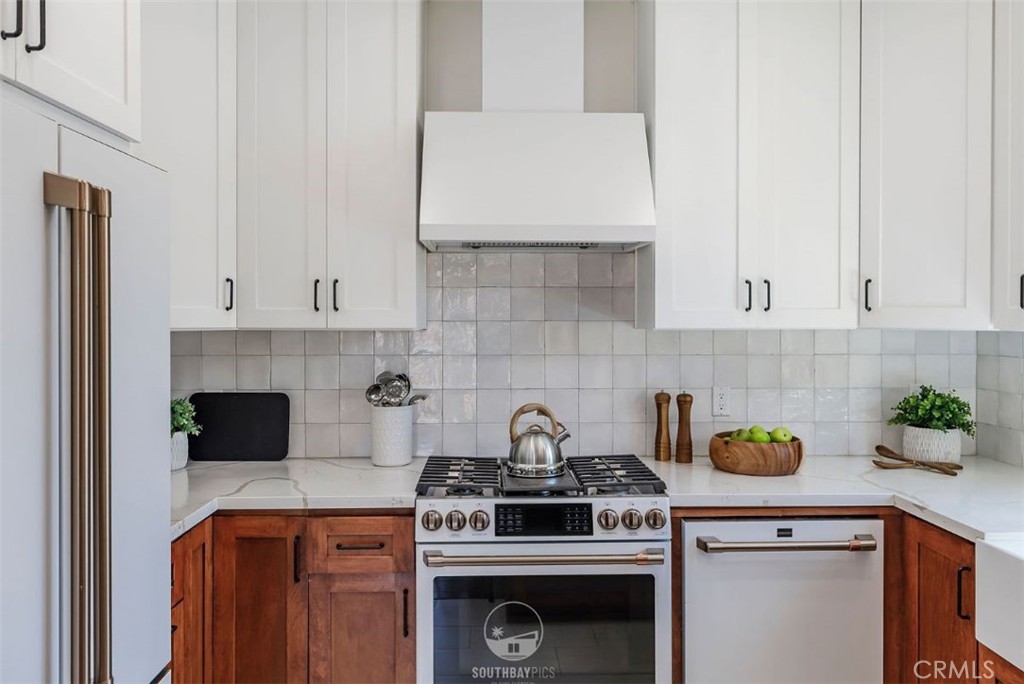 202 N Irena Avenue B