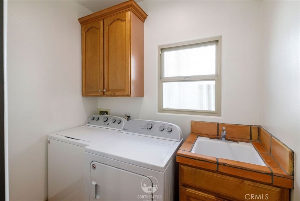 202 N Irena Avenue B