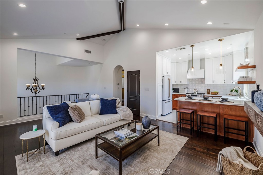 202 N Irena Avenue B