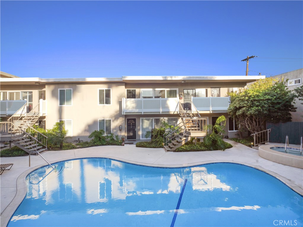 23930 Los Codona 220