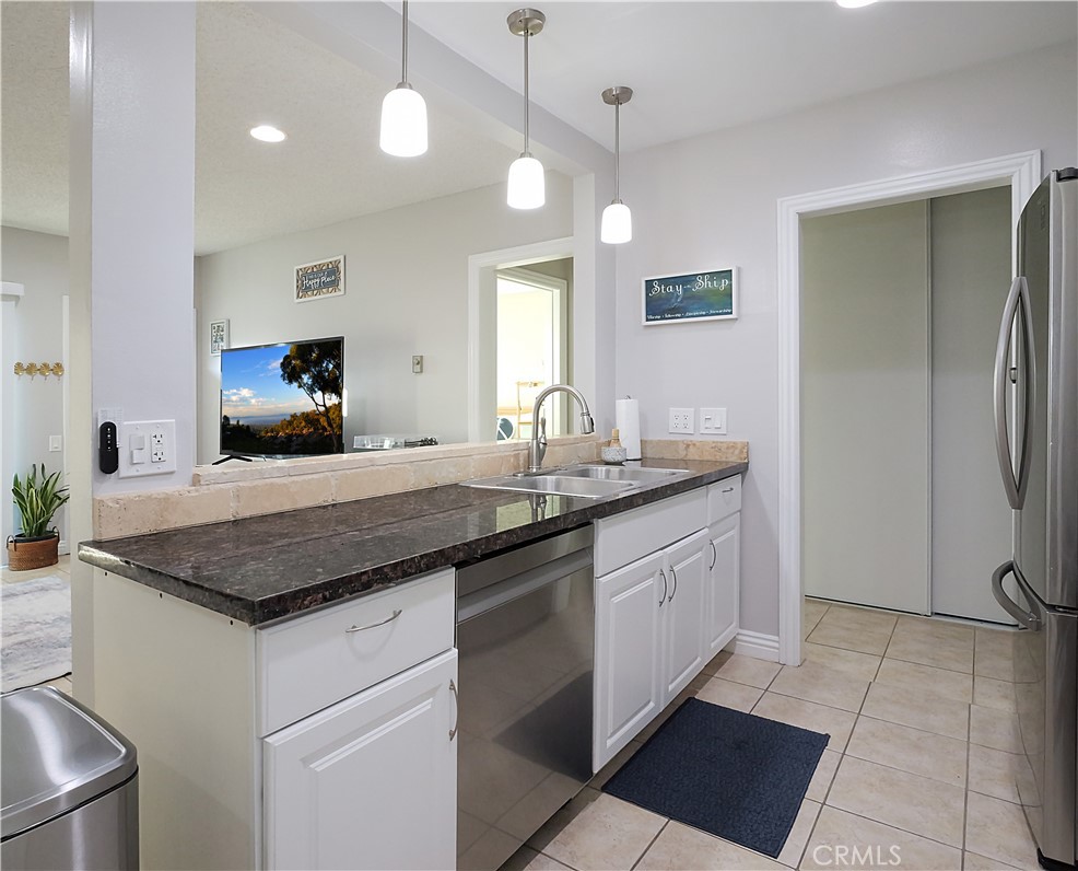 23930 Los Codona 220