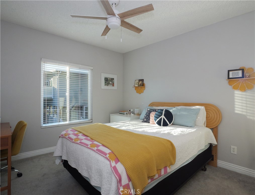 23930 Los Codona 220