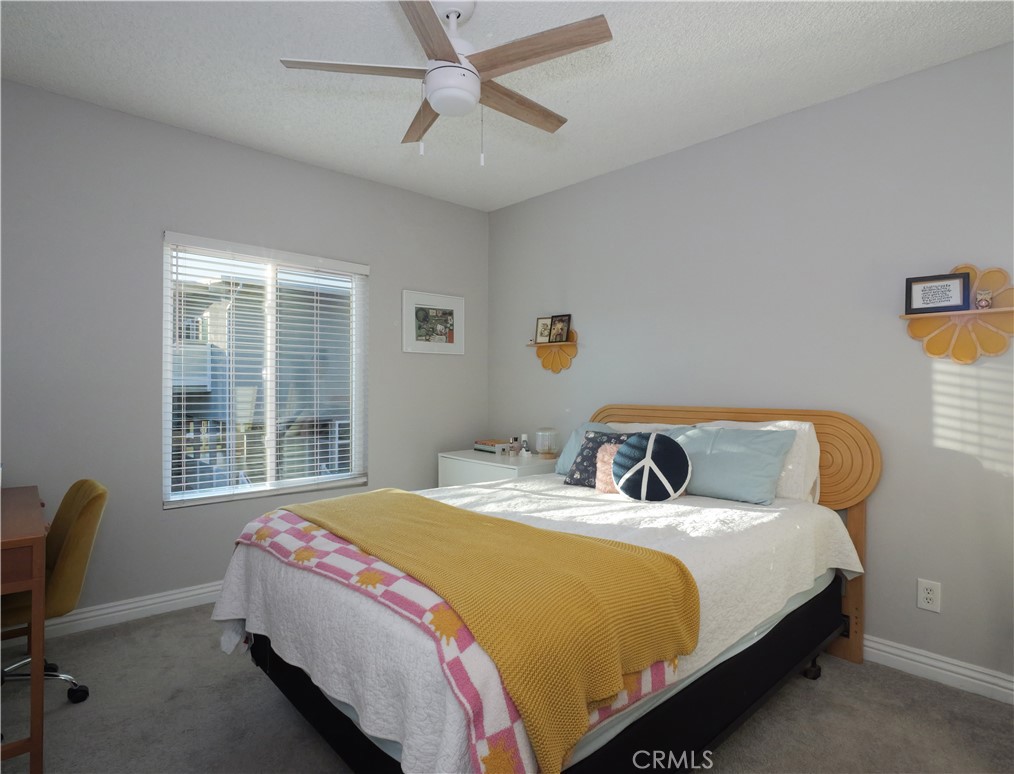 23930 Los Codona 220