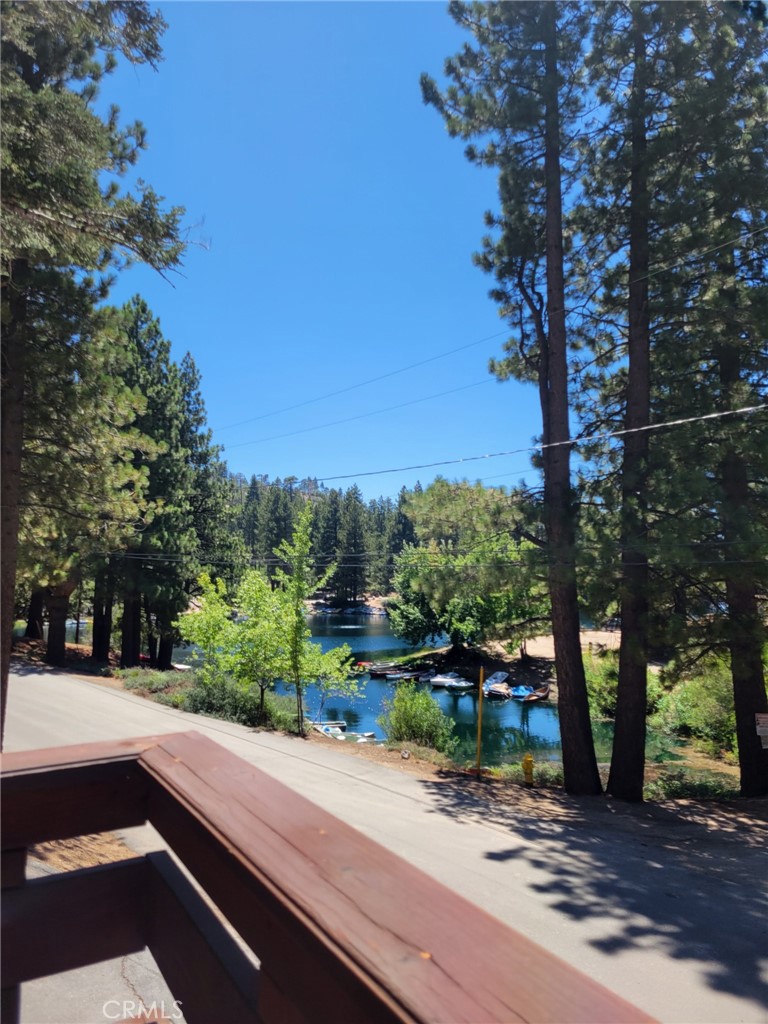 33201 Lakeside Drive