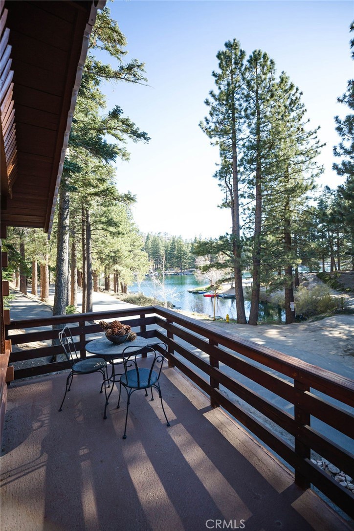 33201 Lakeside Drive