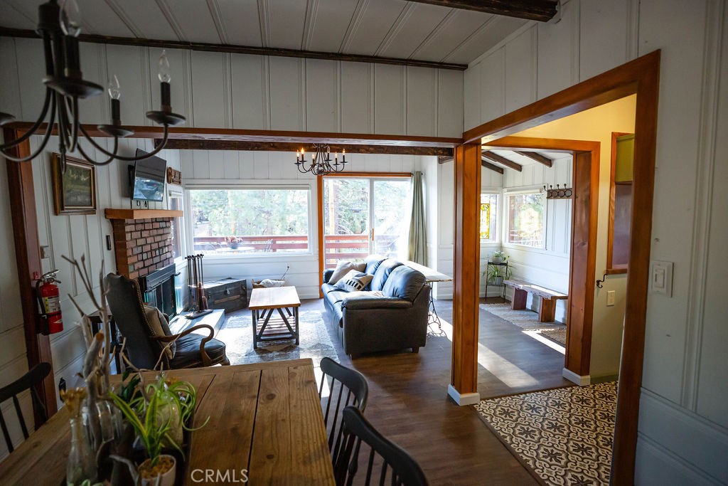 33201 Lakeside Drive
