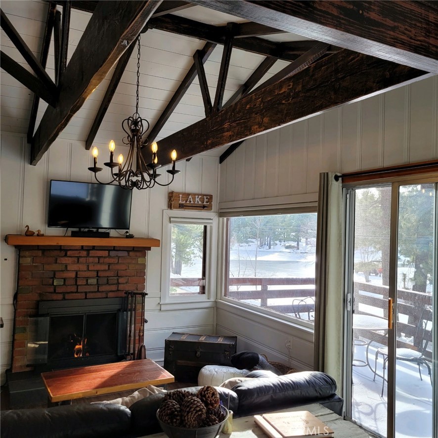 33201 Lakeside Drive
