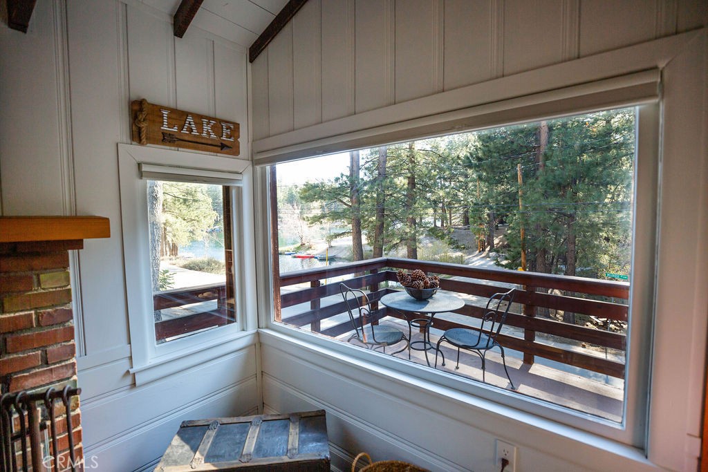 33201 Lakeside Drive