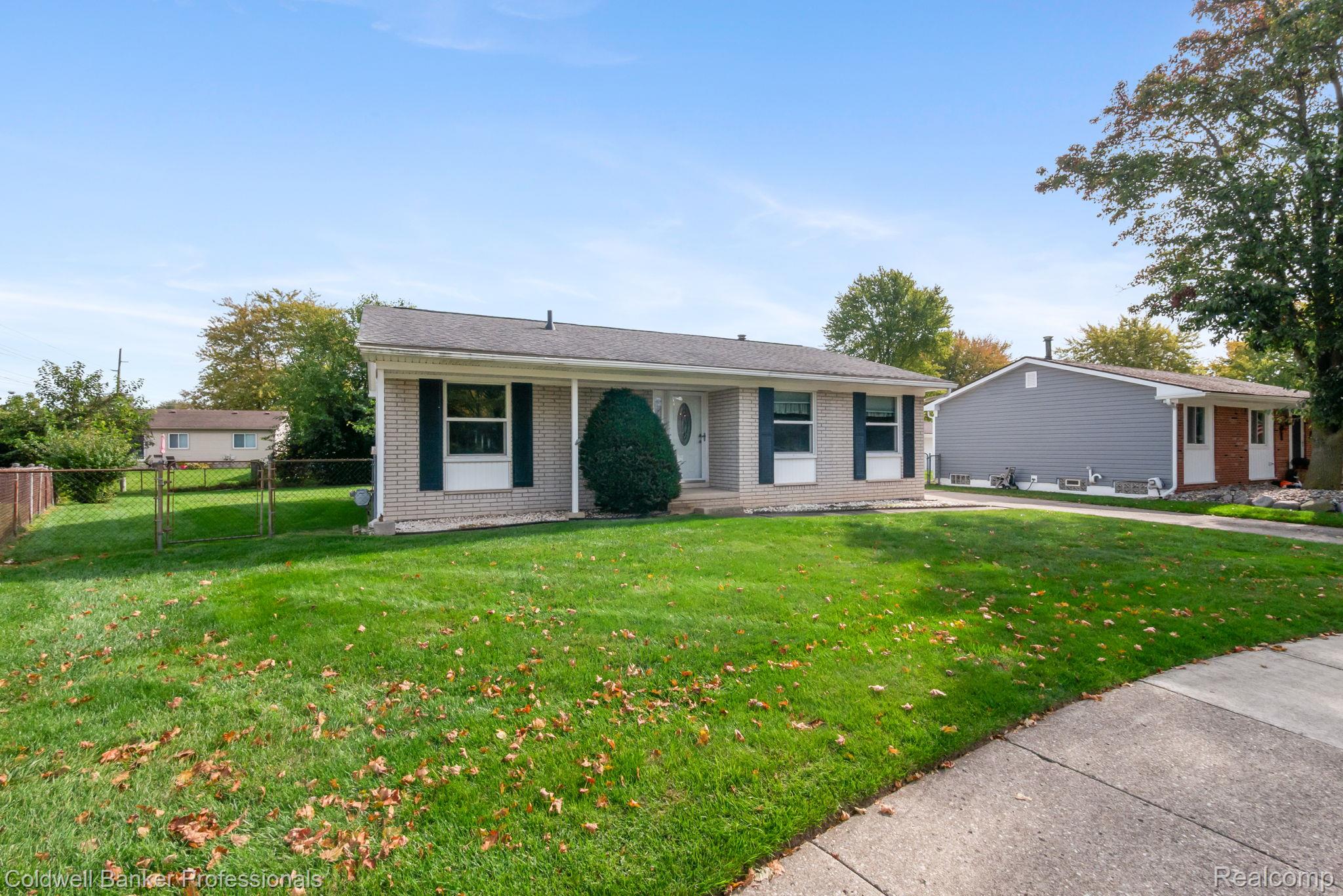397 Barchester St Westland MI
