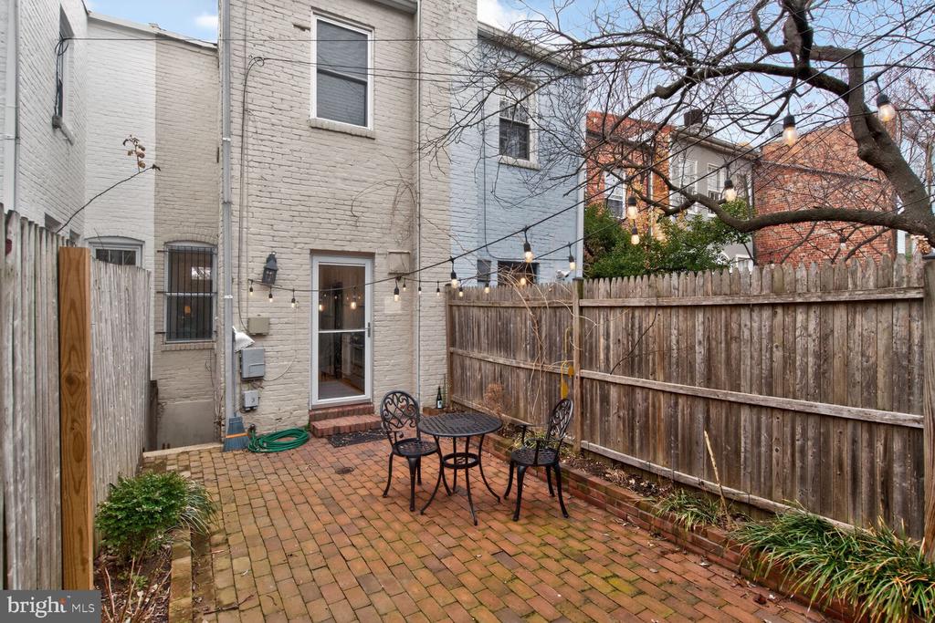 1345 28TH STREET NW