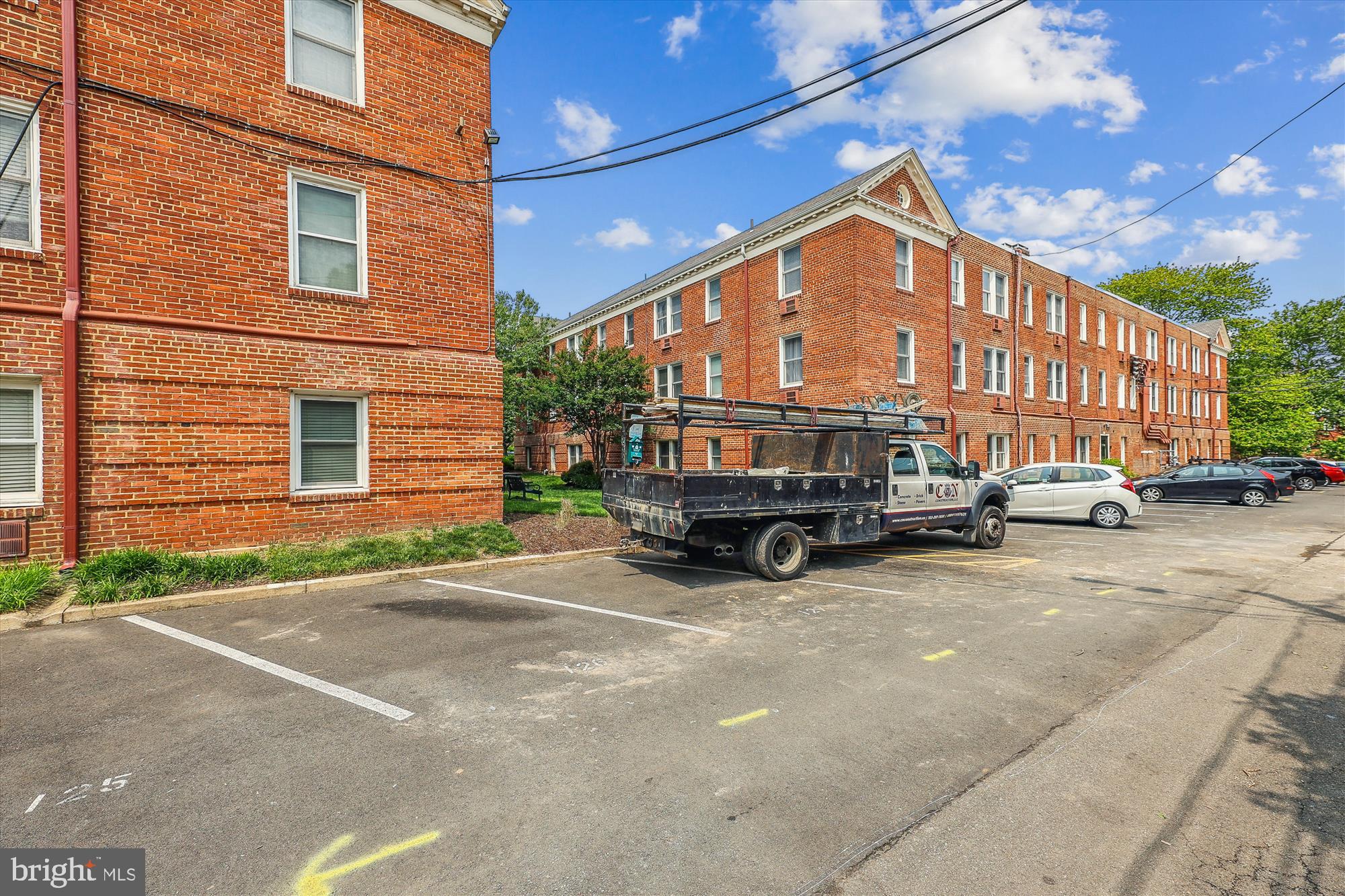 919 S SAINT ASAPH ST