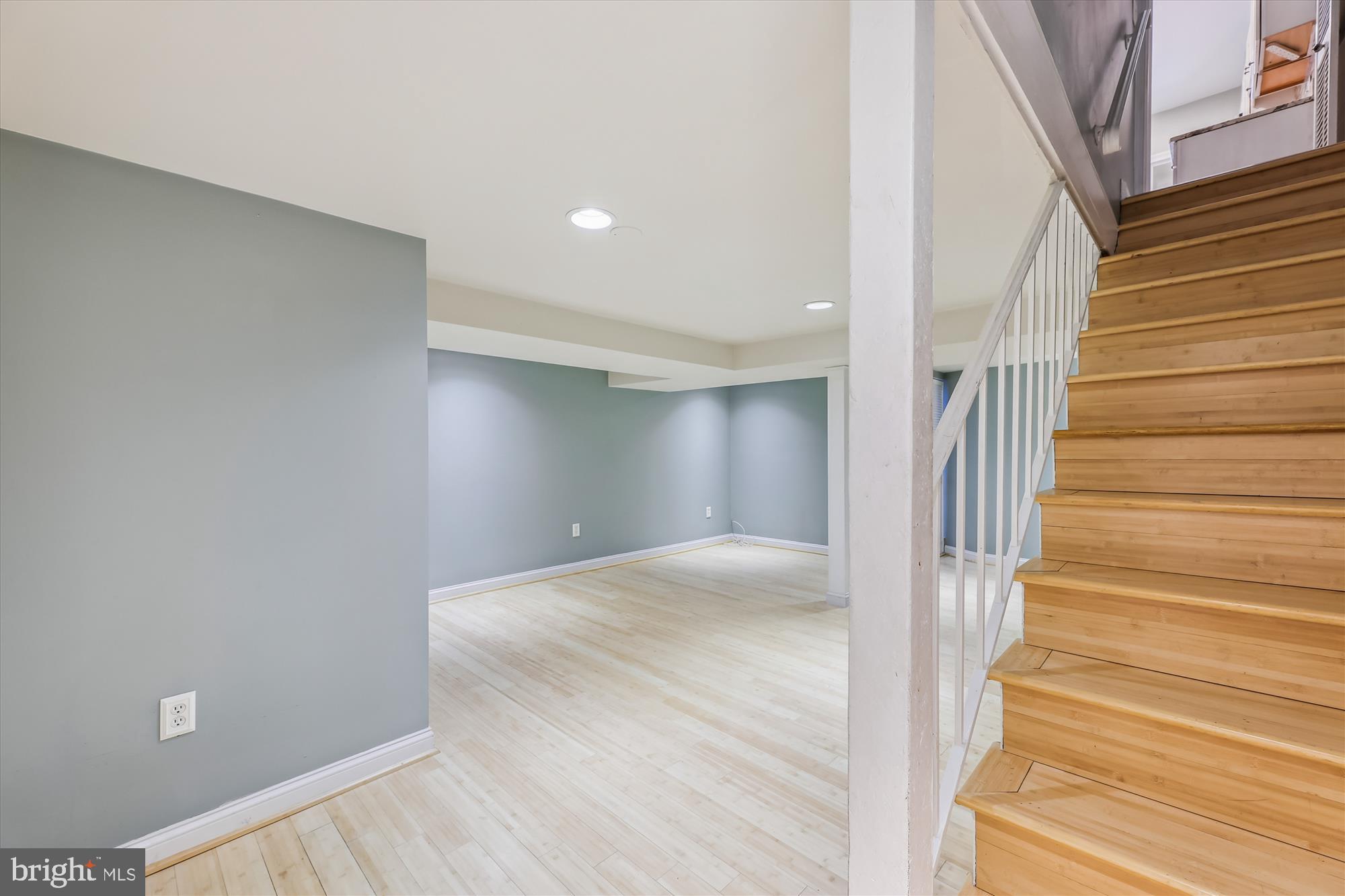 919 S SAINT ASAPH ST