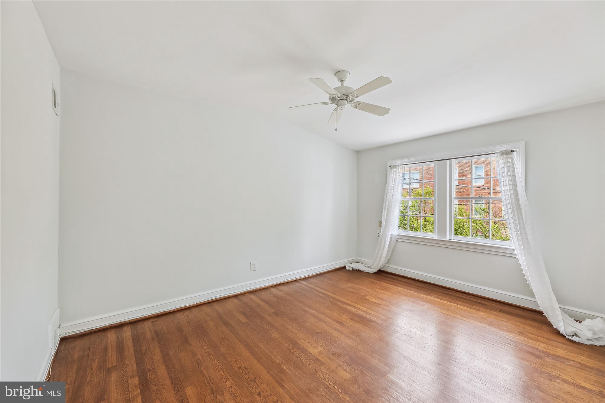 919 S SAINT ASAPH ST