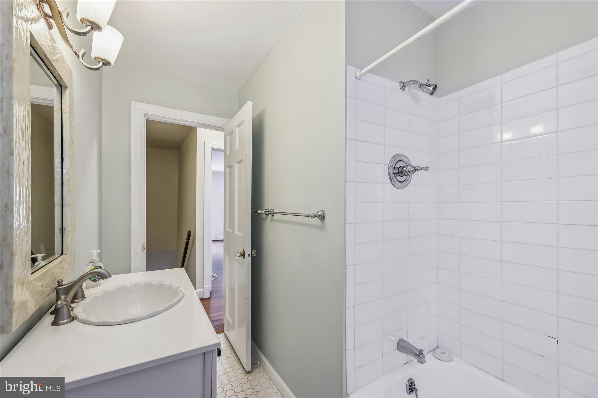 919 S SAINT ASAPH ST