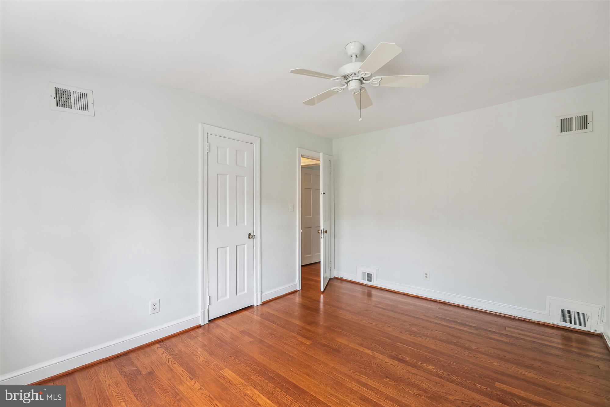 919 S SAINT ASAPH ST