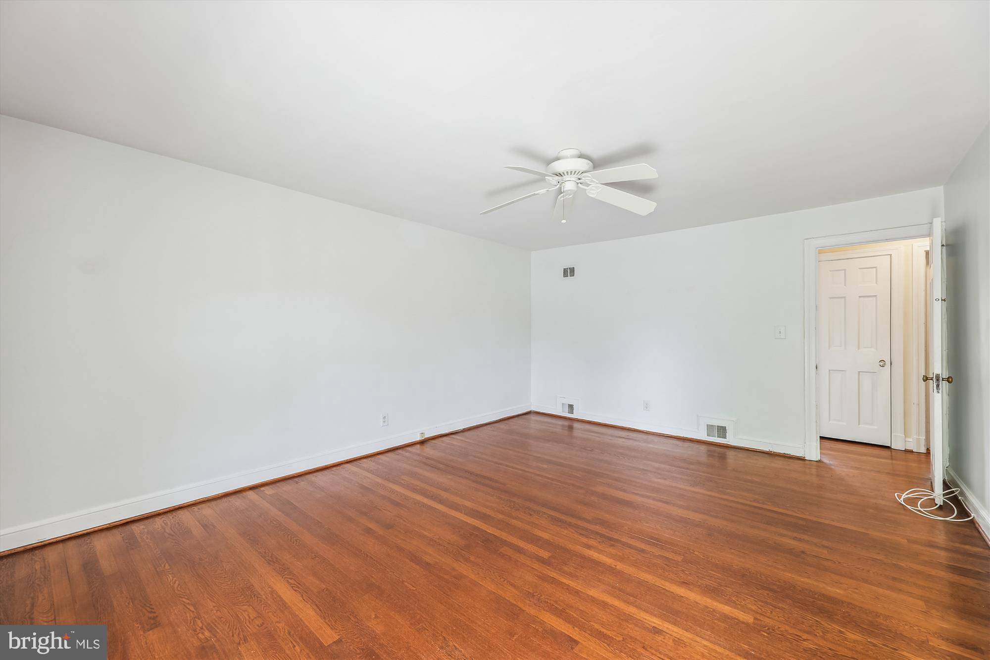 919 S SAINT ASAPH ST