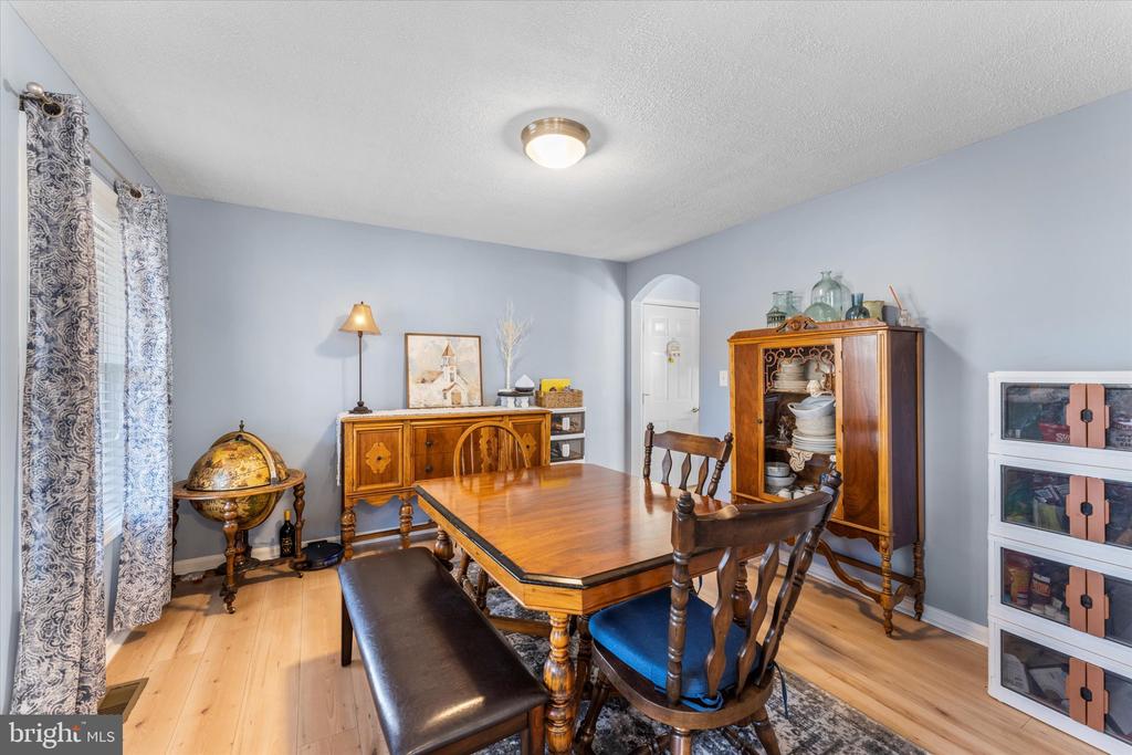 4273 RUNNING QUAIL TRAIL