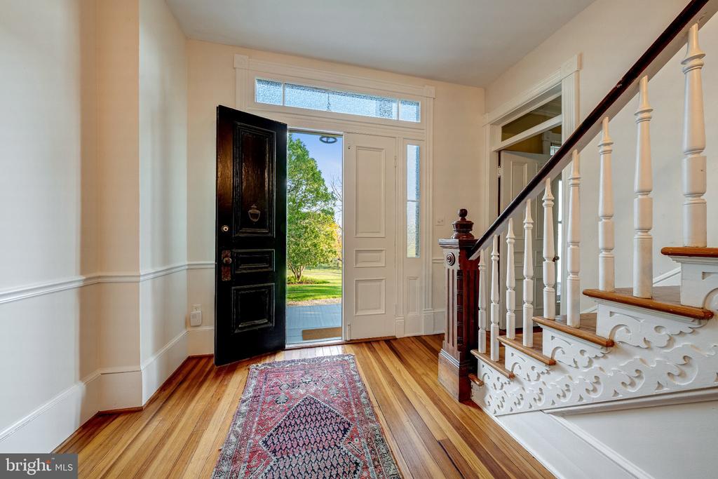 12087 MOSS HOLLOW ROAD