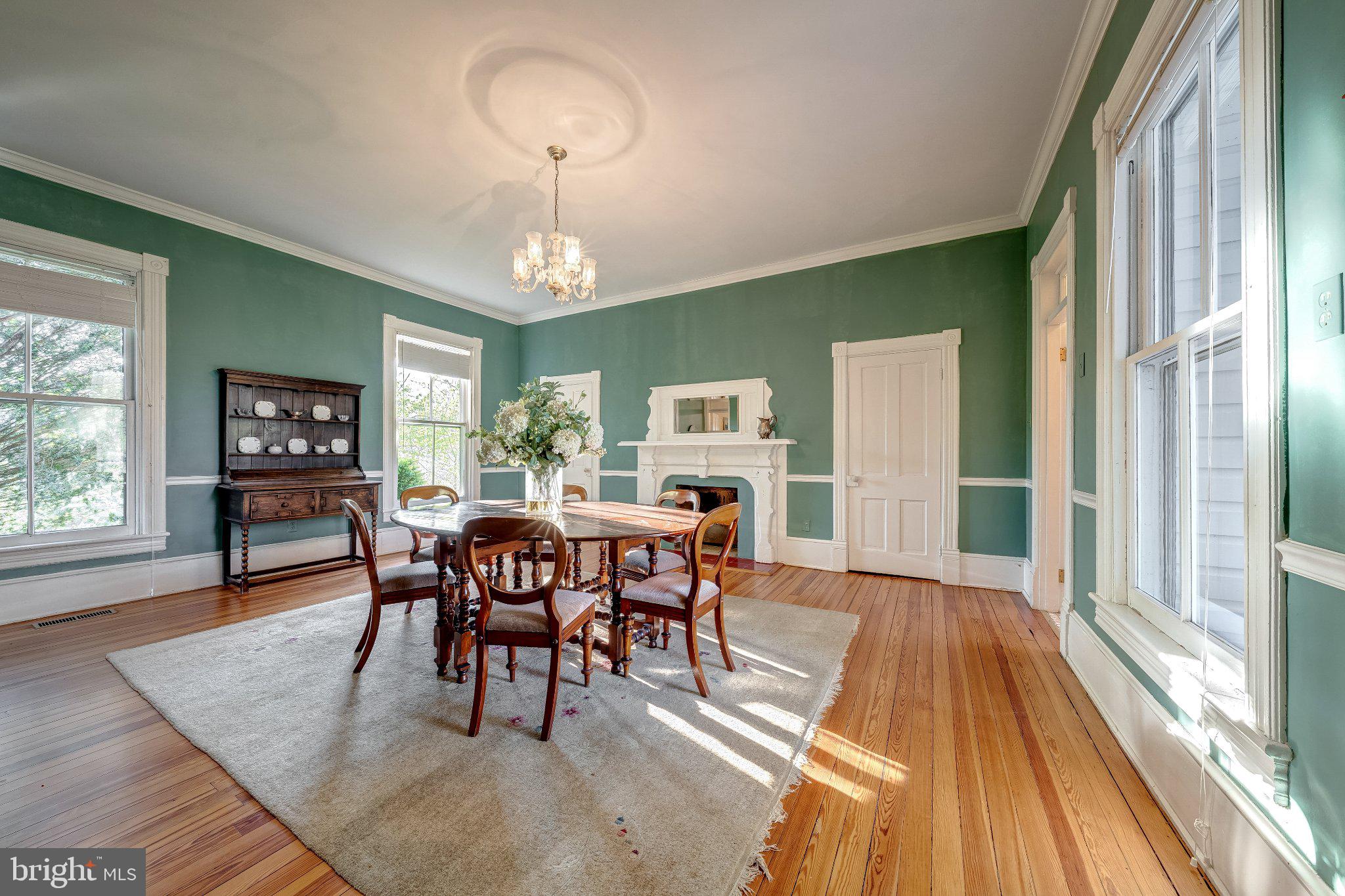 12087 MOSS HOLLOW ROAD