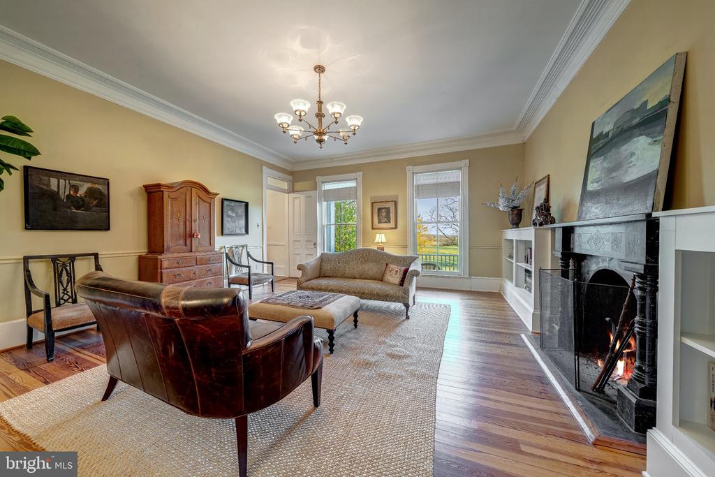 12087 MOSS HOLLOW ROAD