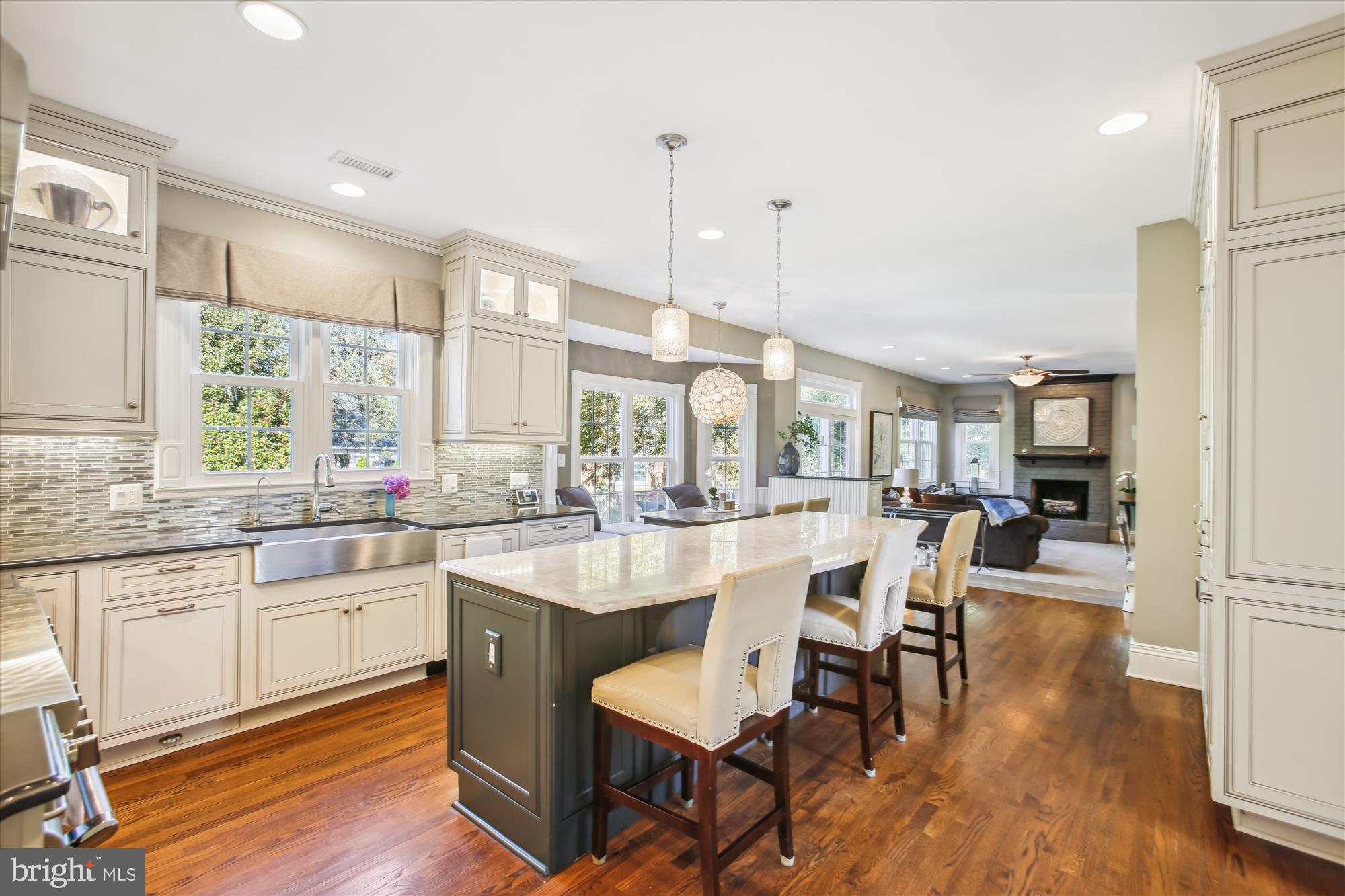 9056 Tower House PLACE