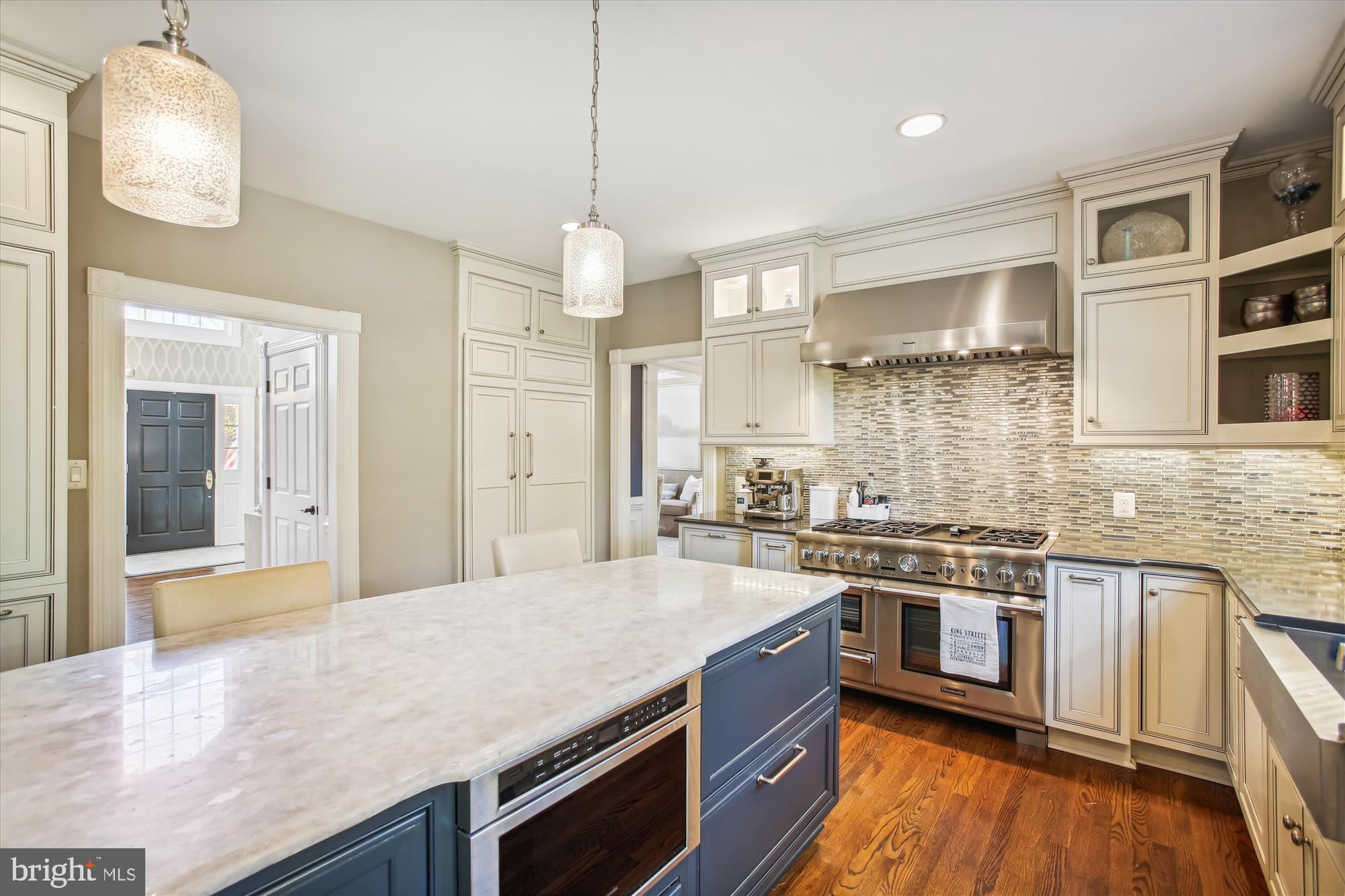 9056 Tower House PLACE