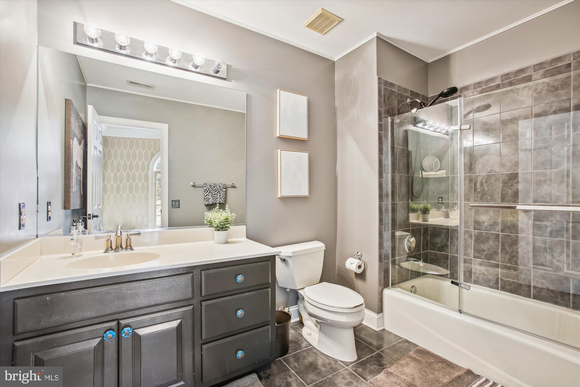 9056 Tower House PLACE