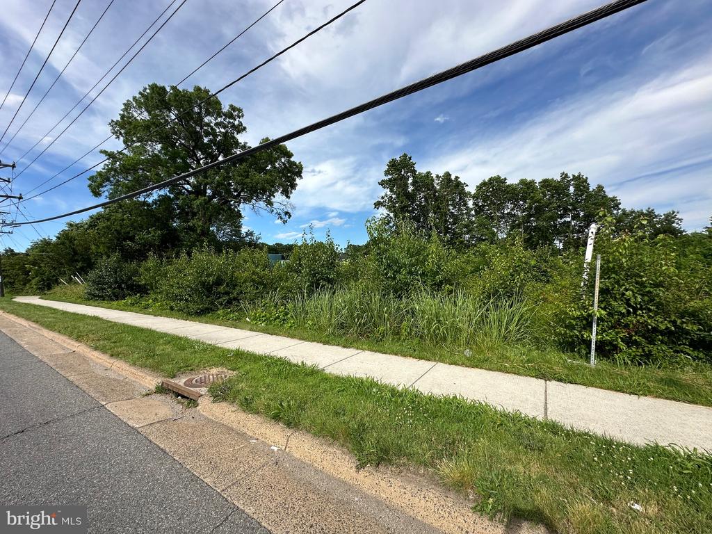7777 RICHMOND HIGHWAY
