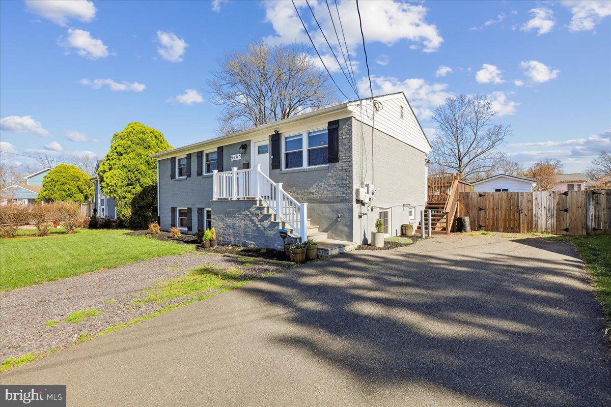 9505 SPOTSYLVANIA STREET