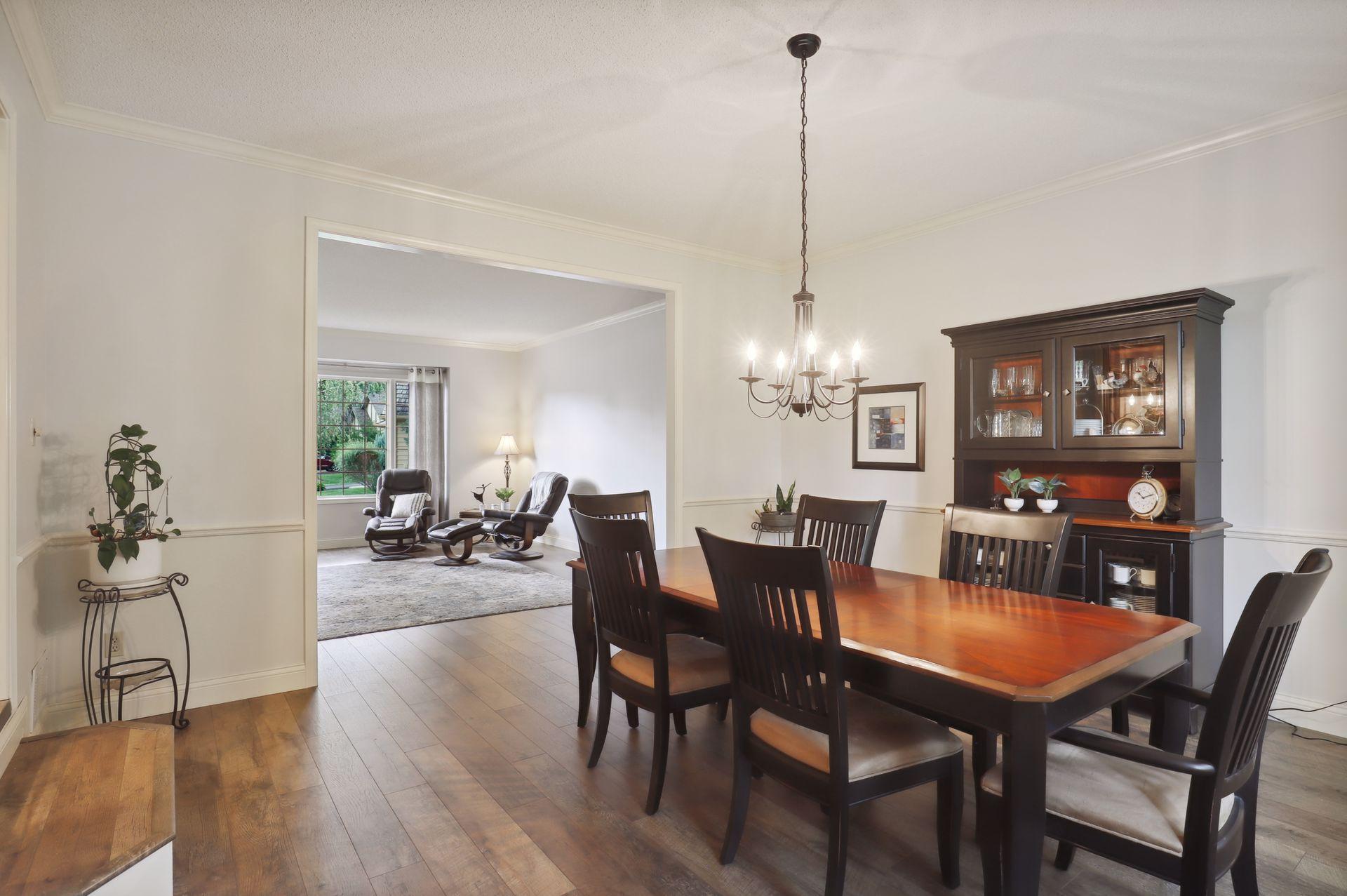 8812 Windsor Terrace