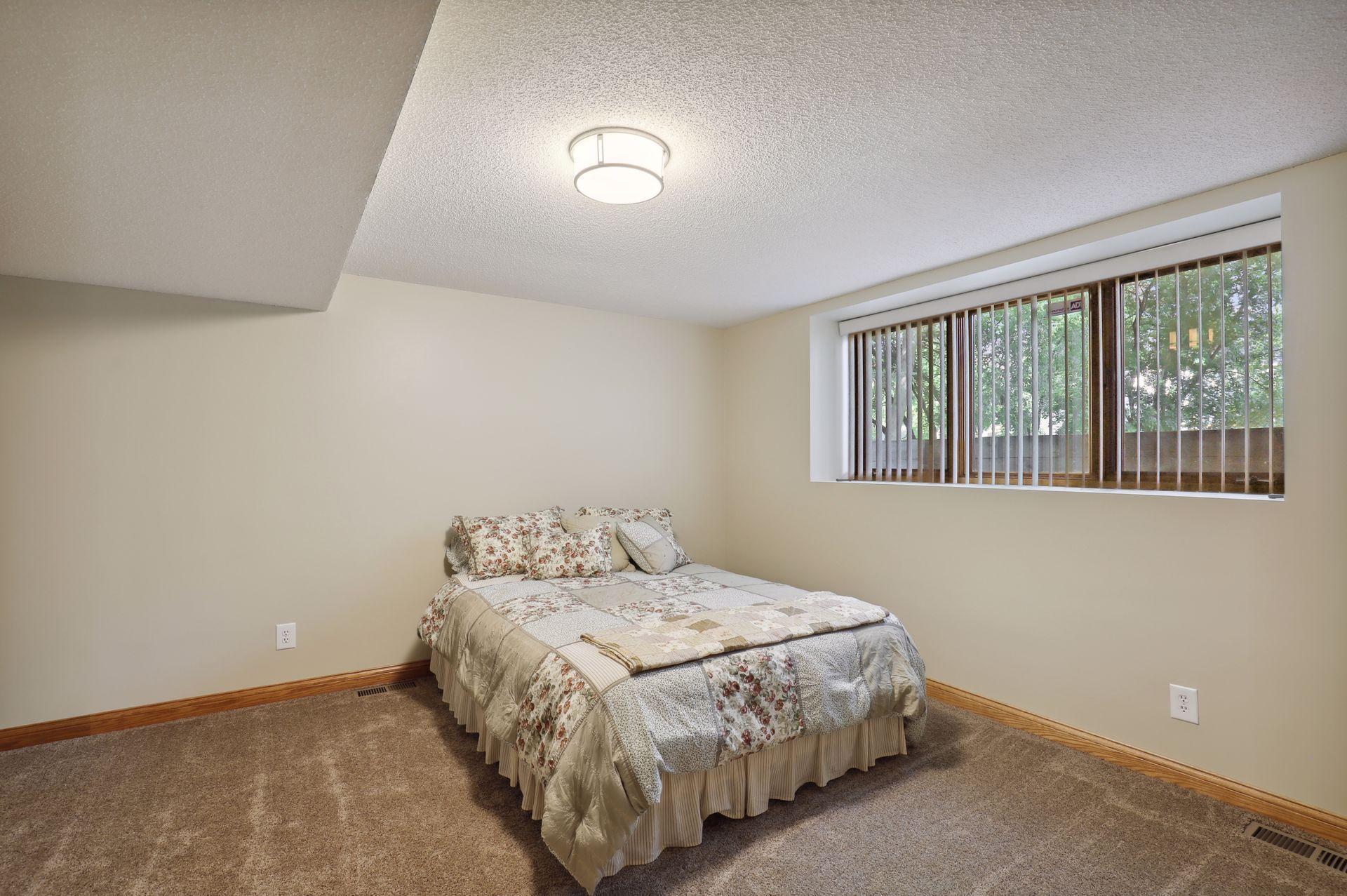 8812 Windsor Terrace