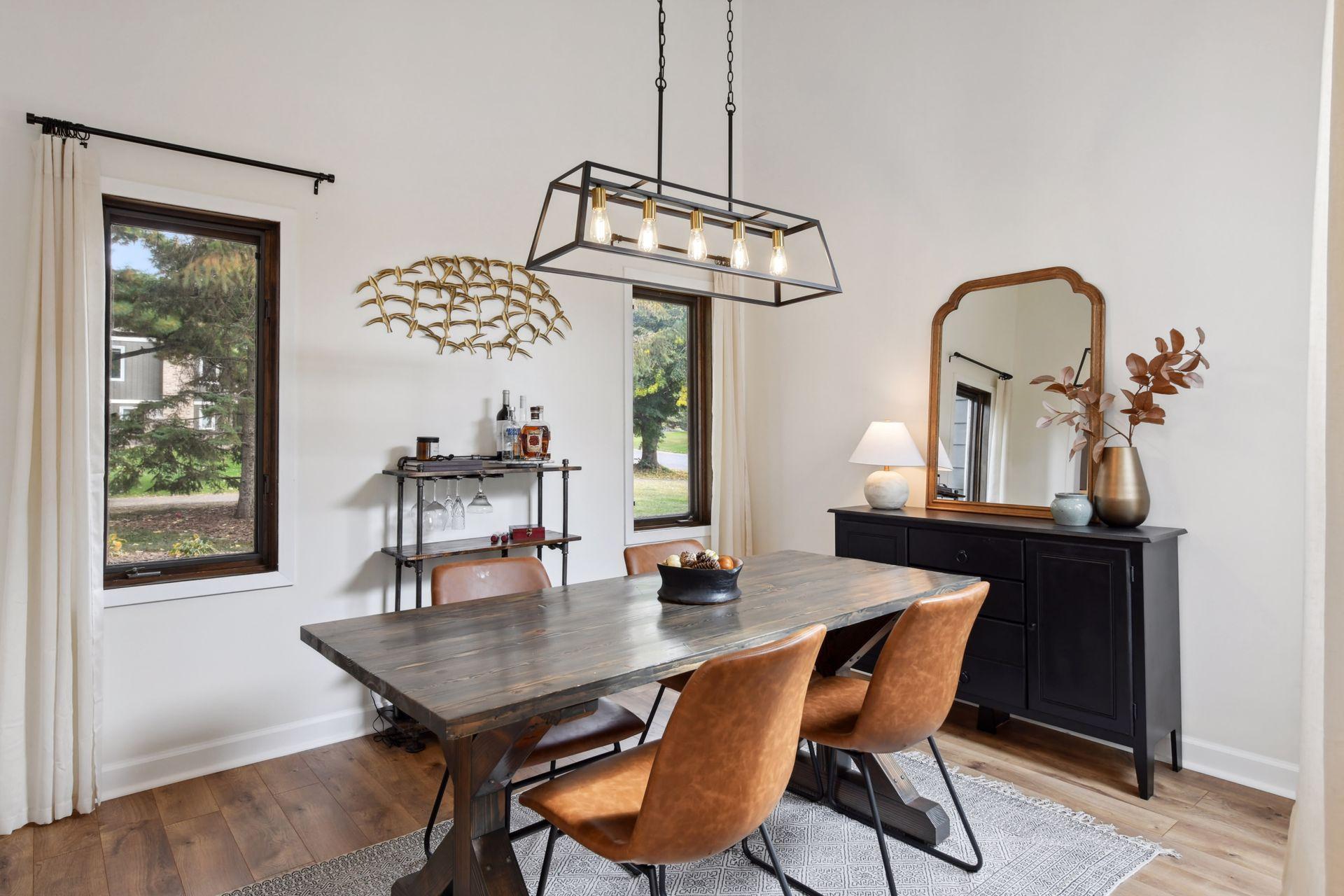 4700 Goldenrod Lane N