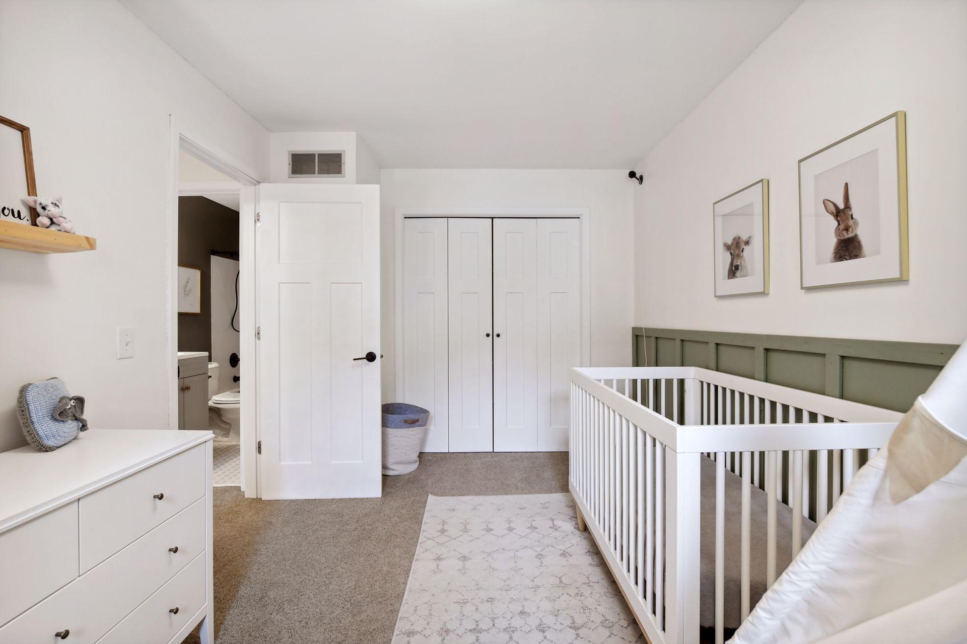 4700 Goldenrod Lane N