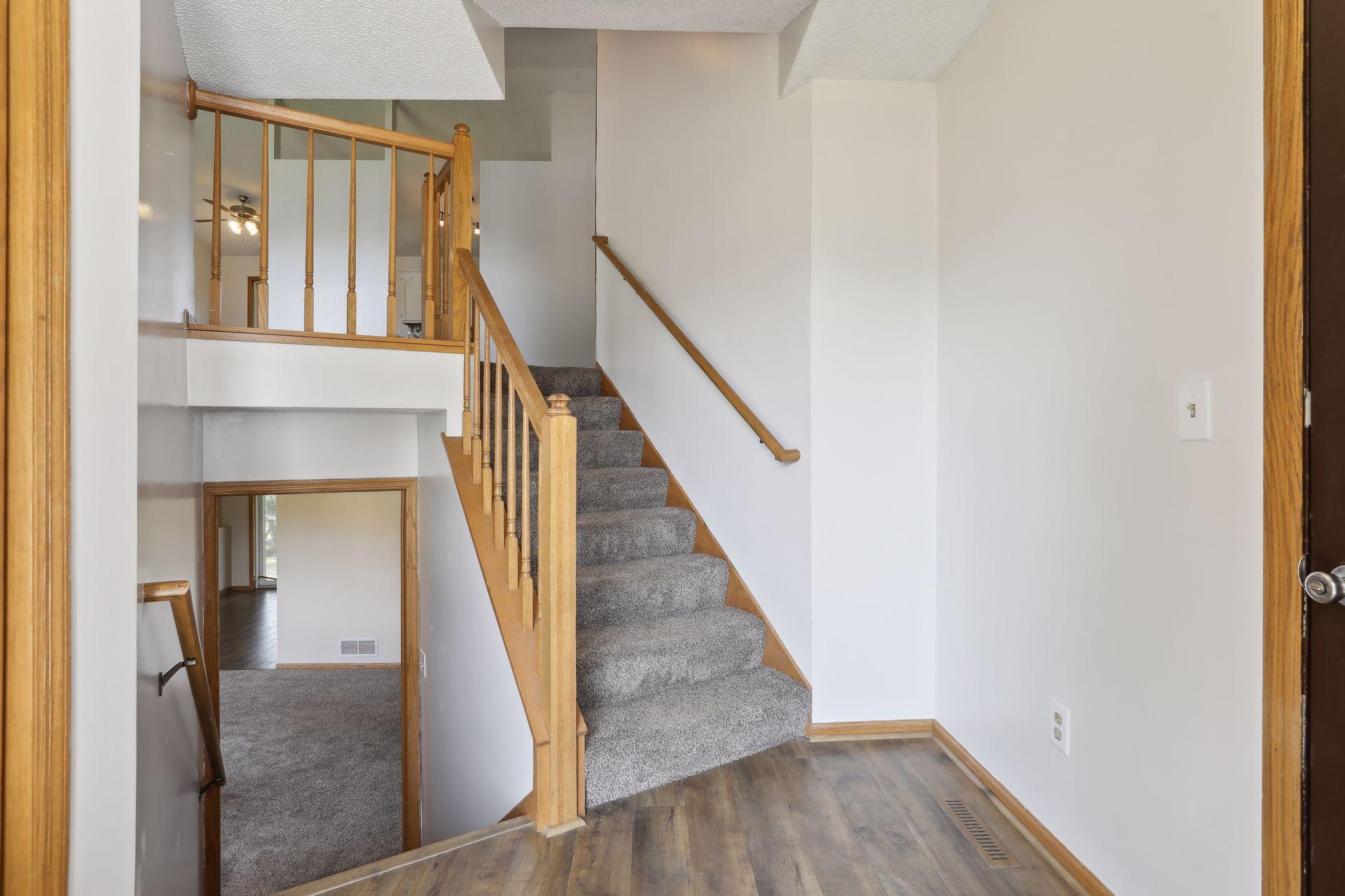 2950 Highview Knolls